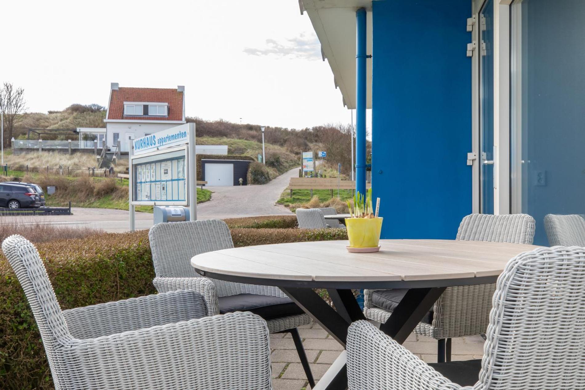 Welcome In - Kurhaus - Nieuwstraat 1 Zoutelande, Nabij Strand, Terras, Sauna *