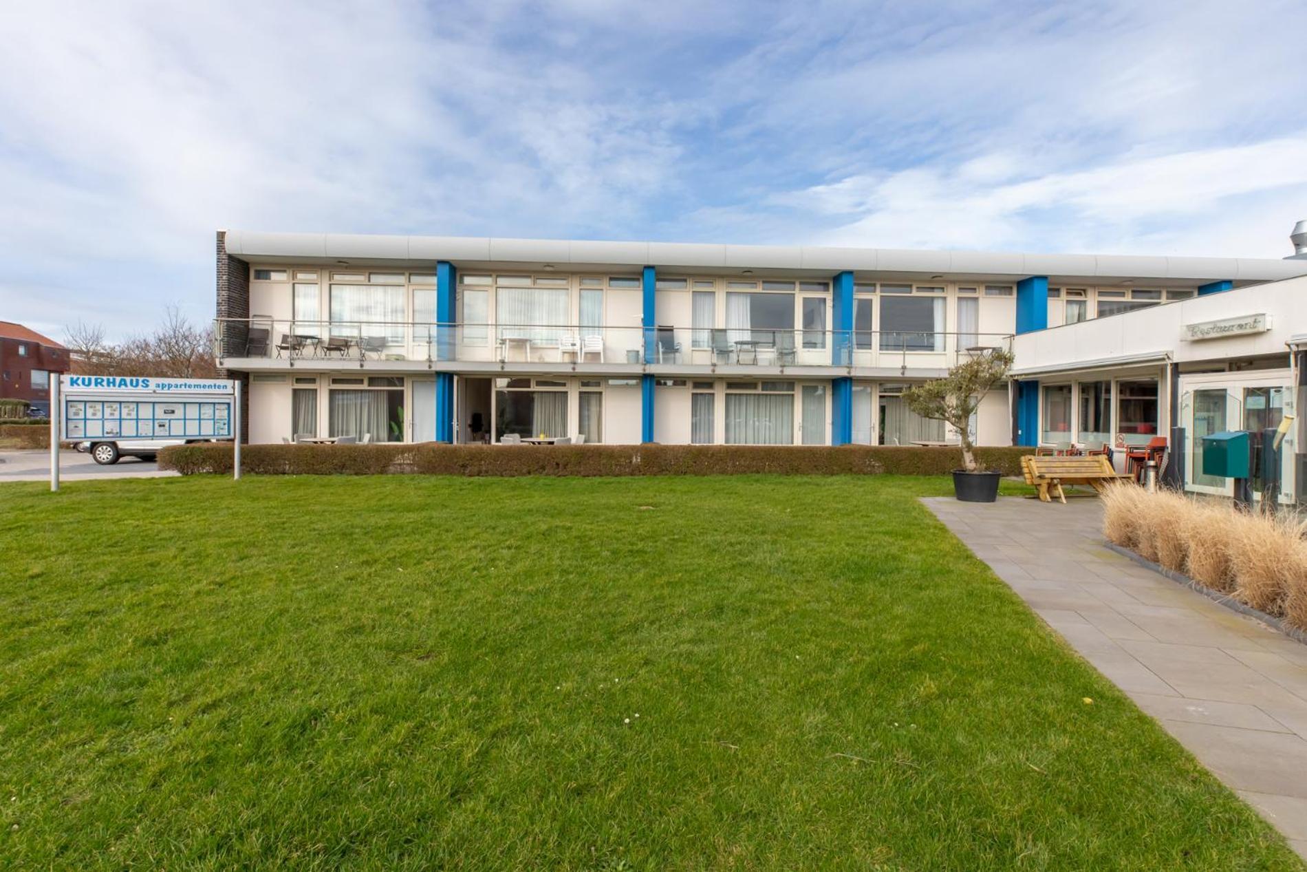 Apartment Welcome In - Kurhaus - Nieuwstraat 1 Zoutelande, Nabij Strand, Terras, Sauna Zoutelande